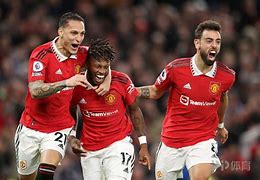 九游体育官网入口-内马尔被铲翻滚视频